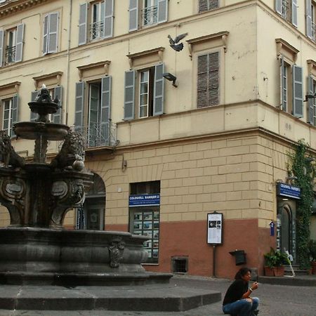 ホテル Antico Angelo - Residenza D'Epoca ヴィテルボ エクステリア 写真