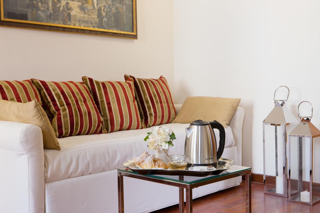 ホテル Antico Angelo - Residenza D'Epoca ヴィテルボ エクステリア 写真