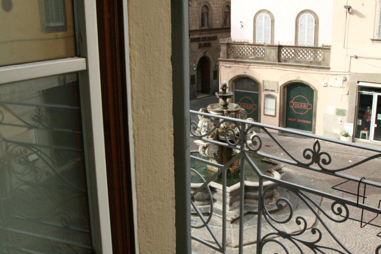 ホテル Antico Angelo - Residenza D'Epoca ヴィテルボ エクステリア 写真